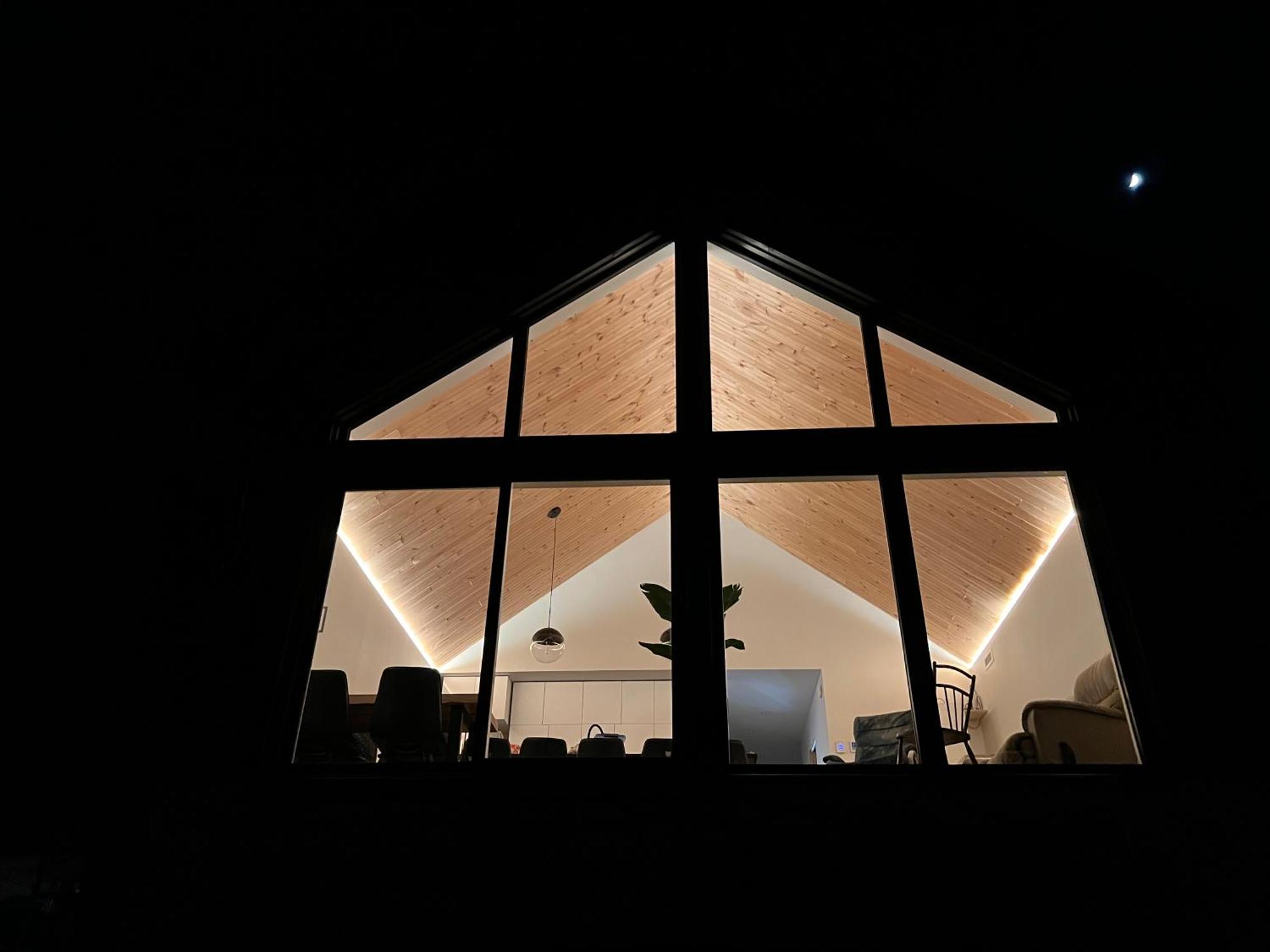 Magical Loft : Breathtaking View & Cozy Fireplace Saguenay Exterior photo